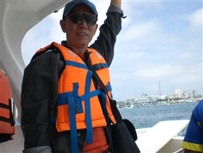 �ԓ��̍��A�G�N�A�h���@�T���[�i�X�̃N�W�������c�A�[