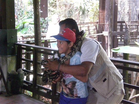 �O�A���L�[�� (Guayaquil) - �G�N�A�h���ő�̍`�p�s�s