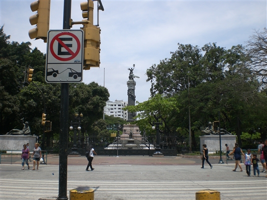 �O�A���L�[�� (Guayaquil) - �G�N�A�h���ő�̍`�p�s�s