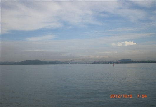 �p�i�}�^�� �ʉ߂̑D���@�̌����s�L�`�^�͂̎d�g�݂��킩��