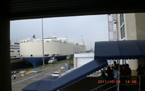 �p�i�}�^�� �ʉ߂̑D���@�̌����s�L�`�^�͂̎d�g�݂��킩��