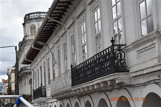 �O�A���L�[�� (Guayaquil) - �G�N�A�h���ő�̍`�p�s�s