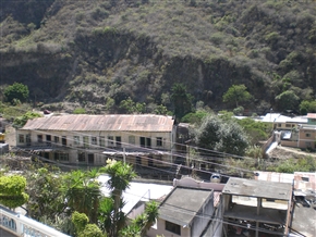 エクアドル アンデス 列車の旅 山岳鉄道 悪魔の鼻