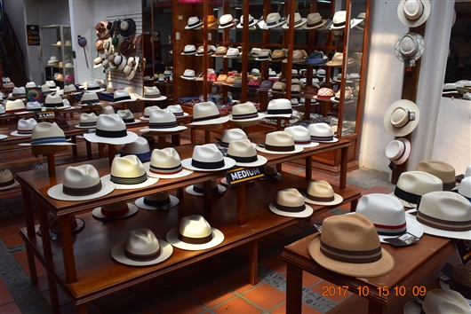 エクアドル クエンカ (Cuenca) 世界遺産の文化都市